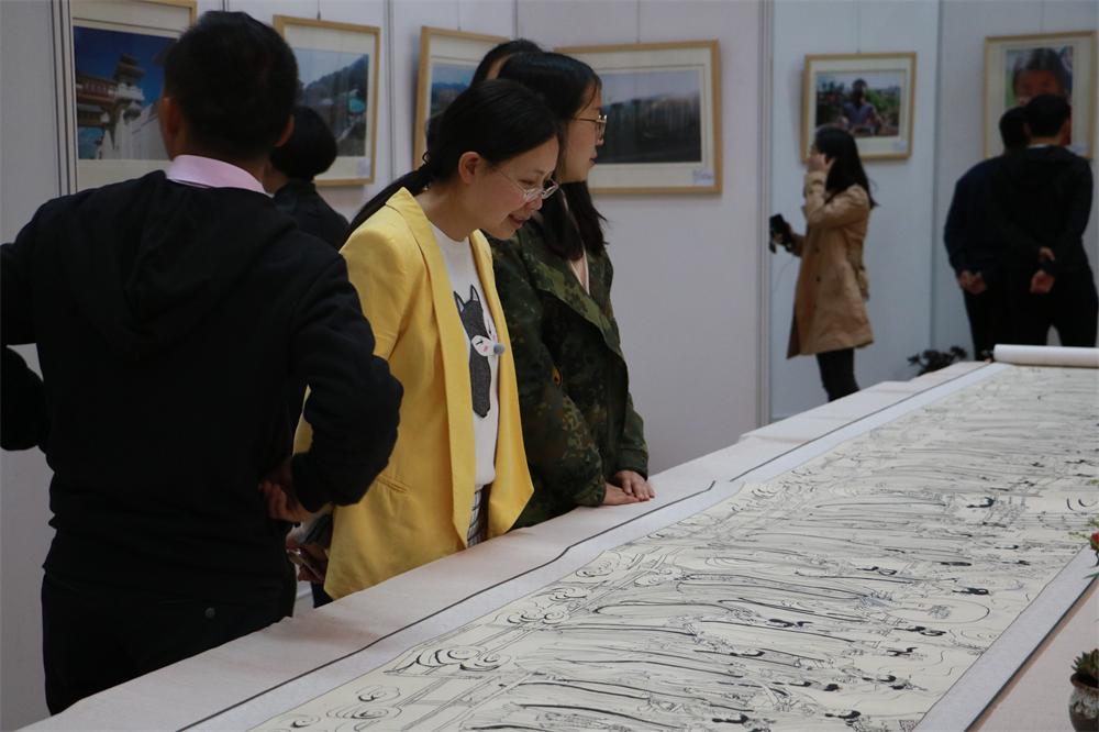 “家國(guó)夢(mèng)·三建情”書畫攝影展修.JPG